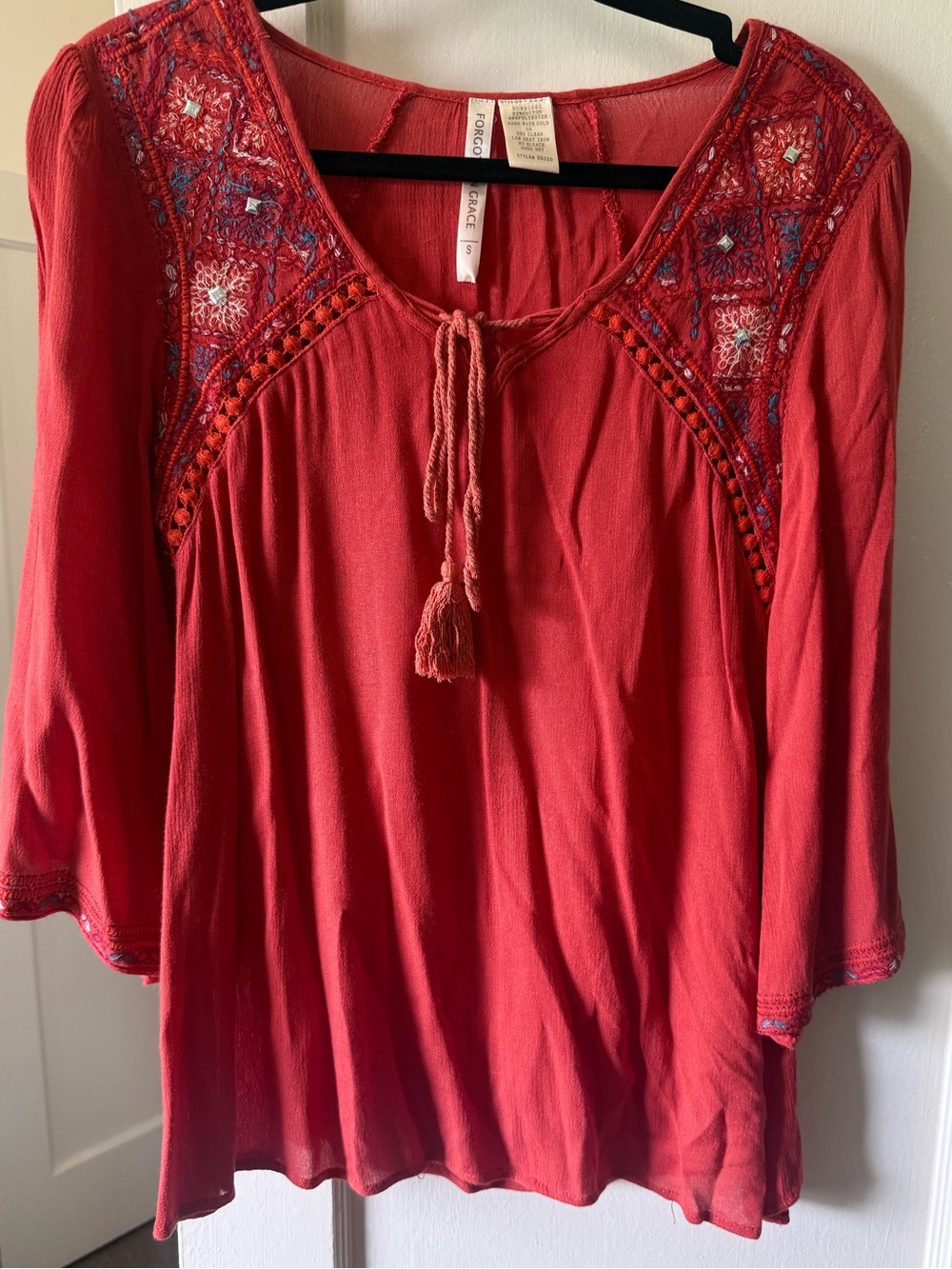 Forgotten Grace Red Boho Peasant Blouse | SZ Sm | like new | 52% cotton